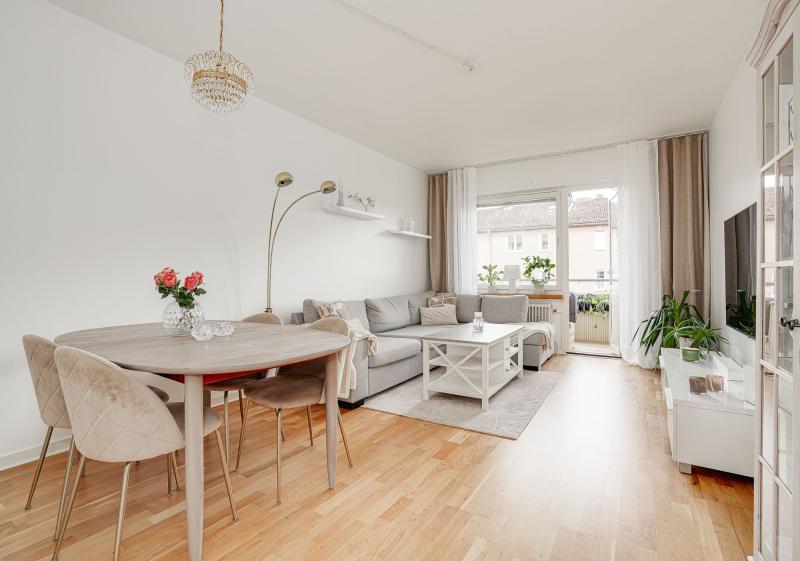 Hertig Knutsgatan 39A, Öster-Högskolan
